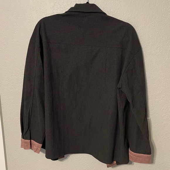 Grey Shacket with Pink Faux Suede Trim - Picture 4 of 4